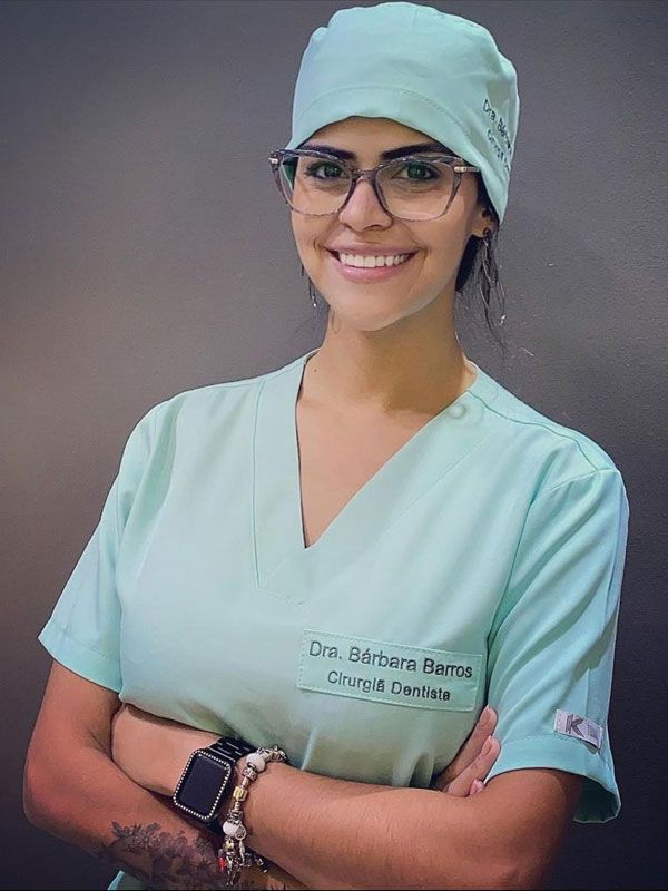 Dra Bárbara Barros